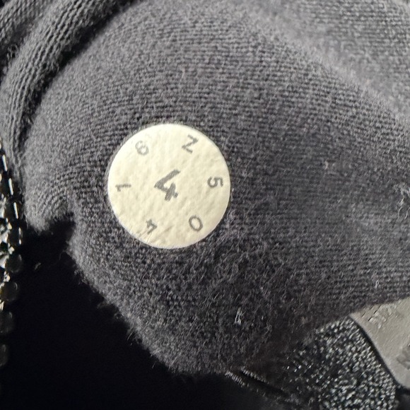 Lululemon Black Quilted Full Zip Jacket Women's Size 4 Moto Style - Picture 6 of 9